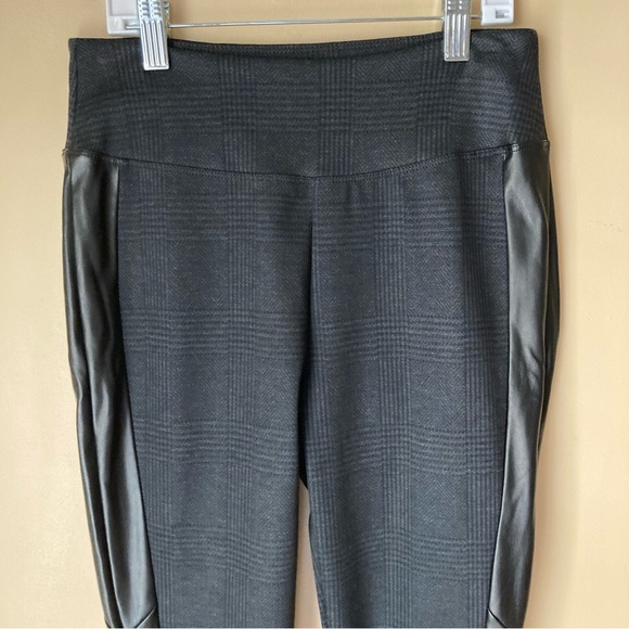 Rewash High Rise Black Plaid w/Faux Leather Side Stripes Leggings - Picture 2 of 9